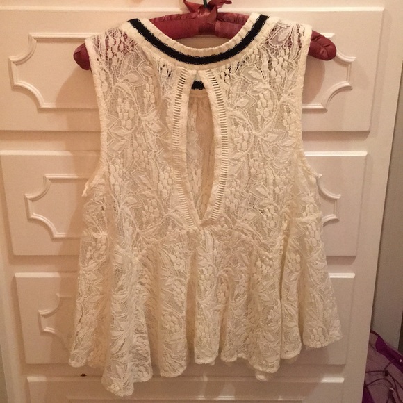 Free People sleeveless long lace tank. - Picture 2 of 2